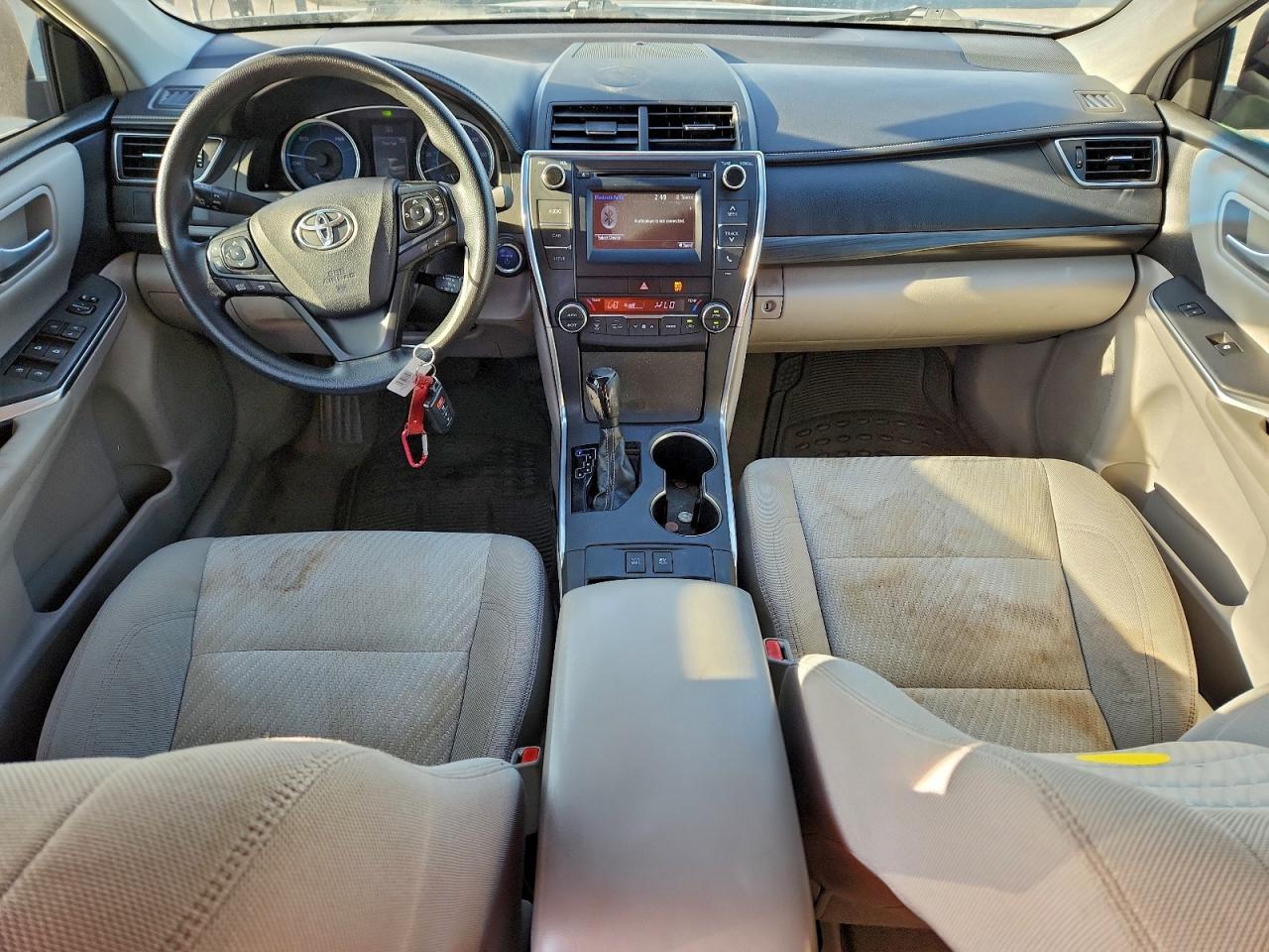 2015 TOYOTA CAMRY HYBRID photo 8