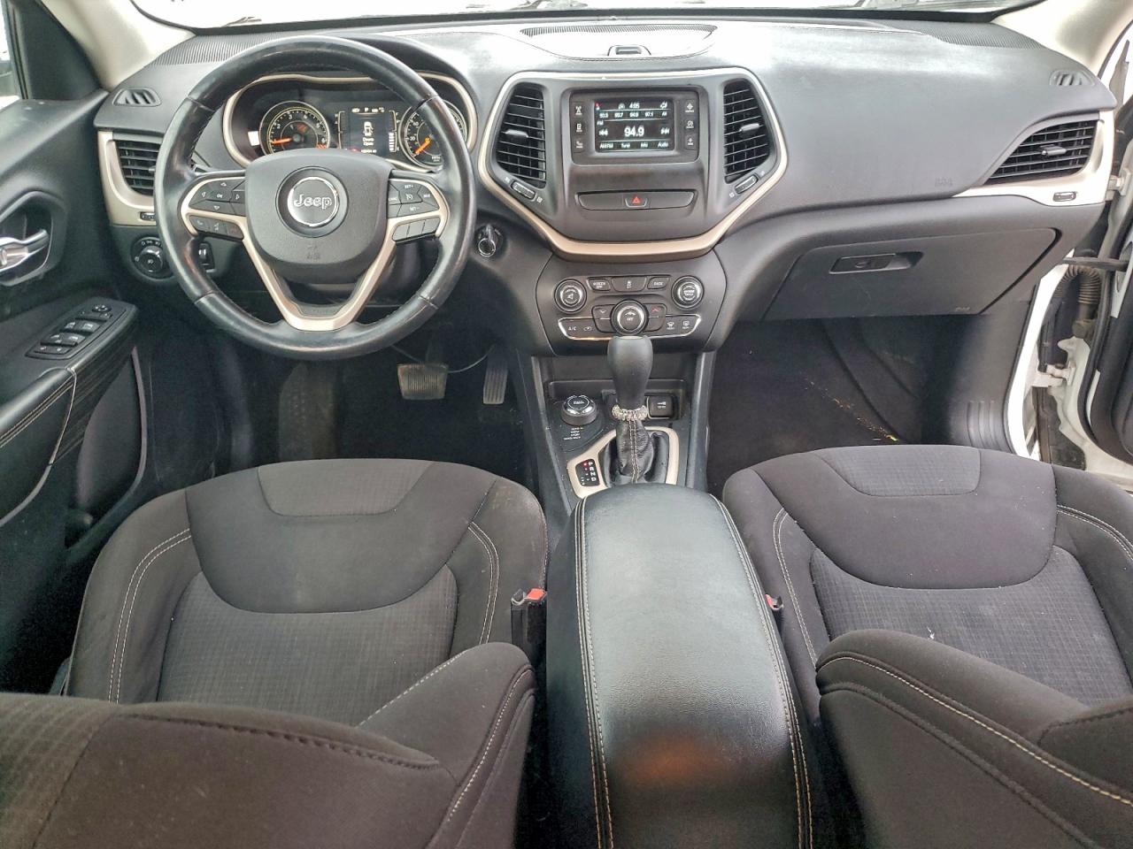 2015 JEEP CHEROKEE LATITUDE photo 8