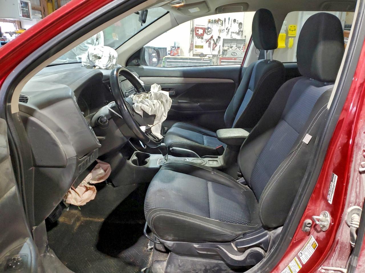 2016 MITSUBISHI OUTLANDER ES photo 7