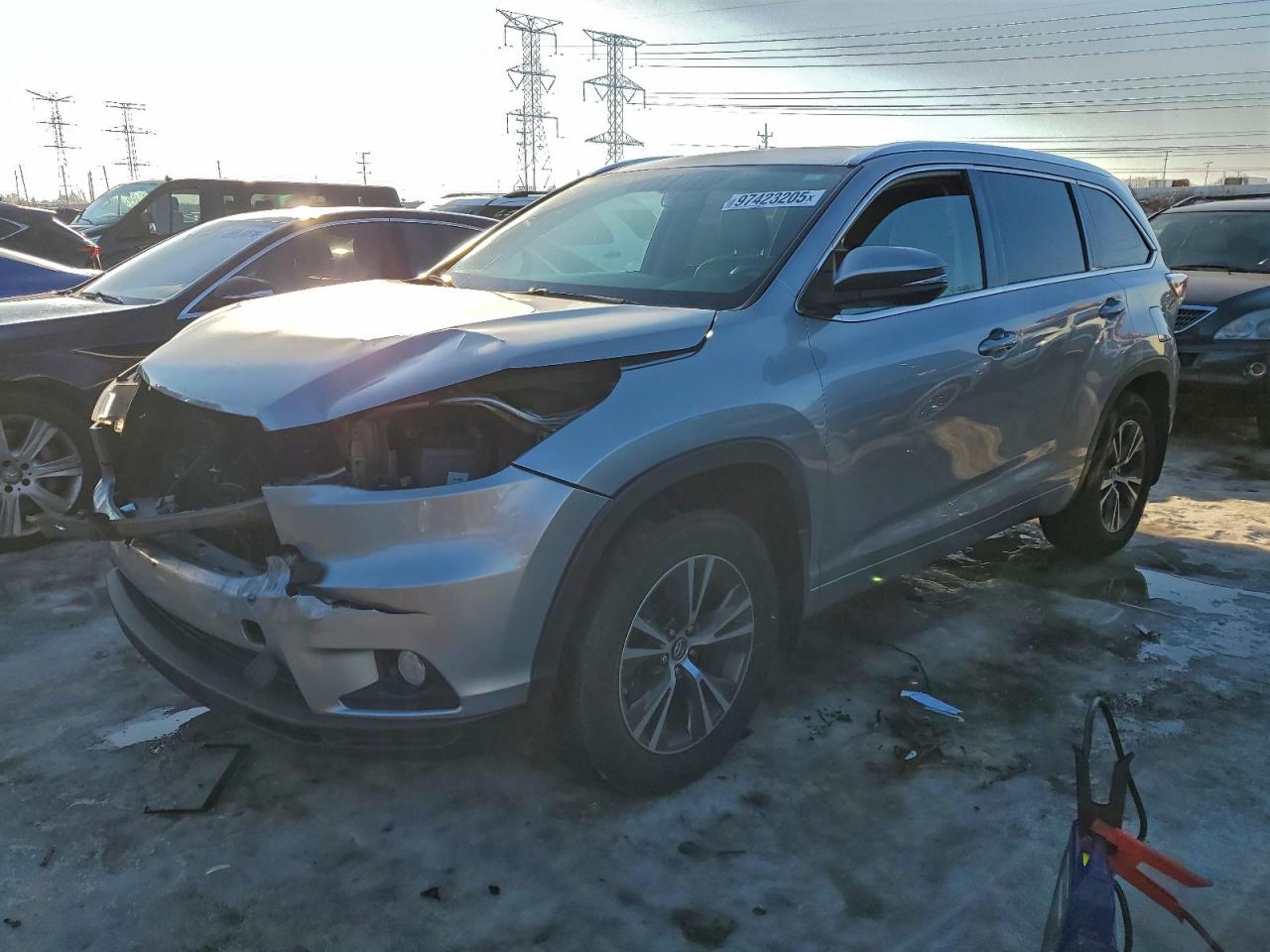 2016 TOYOTA HIGHLANDER