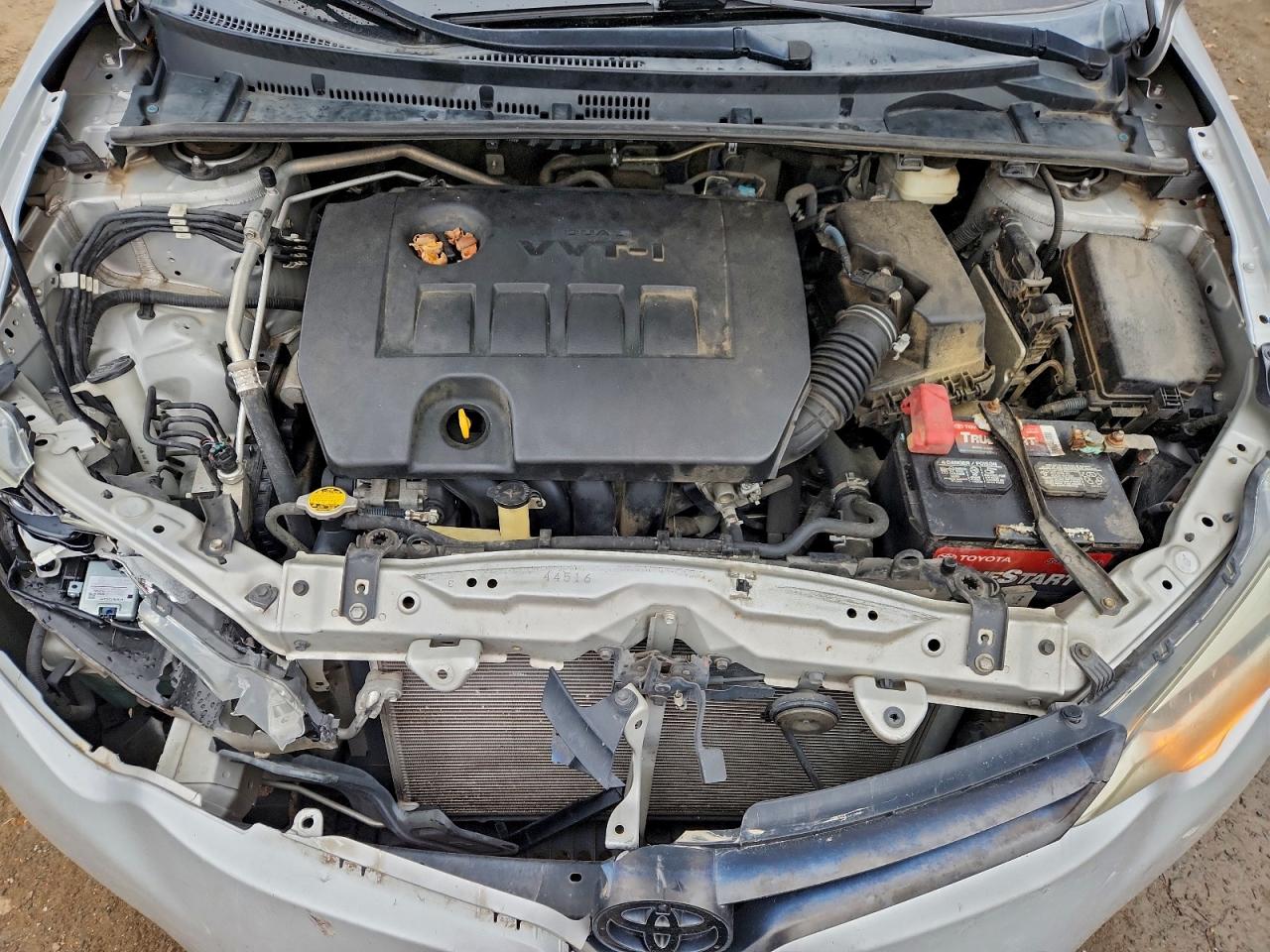 2014 TOYOTA COROLLA L photo 21