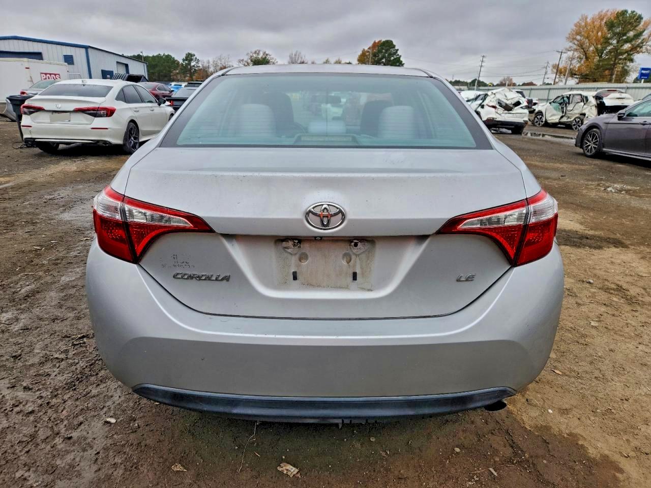 2014 TOYOTA COROLLA L photo 11