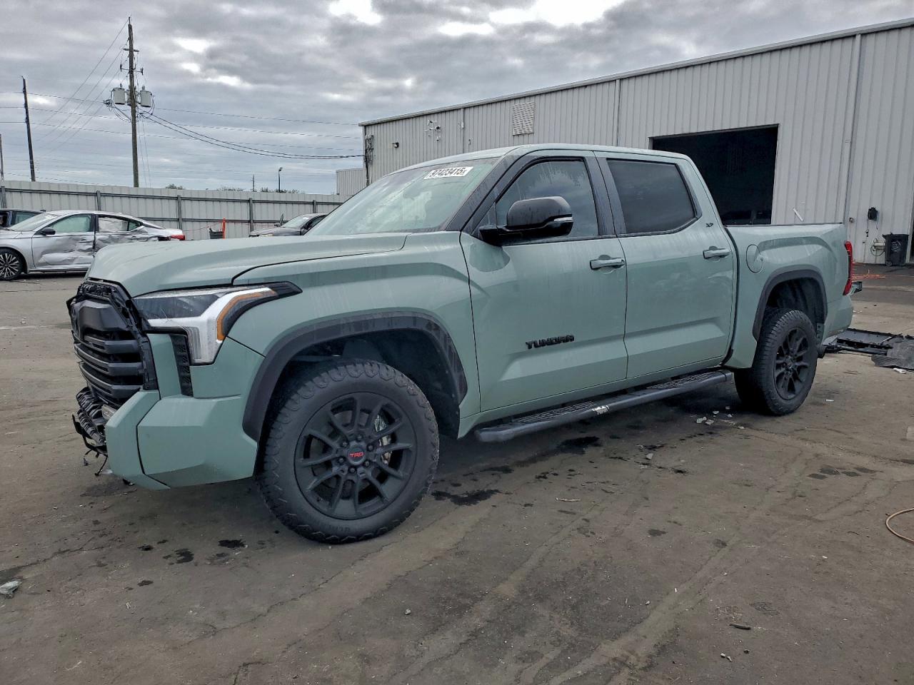 2024 TOYOTA TUNDRA
