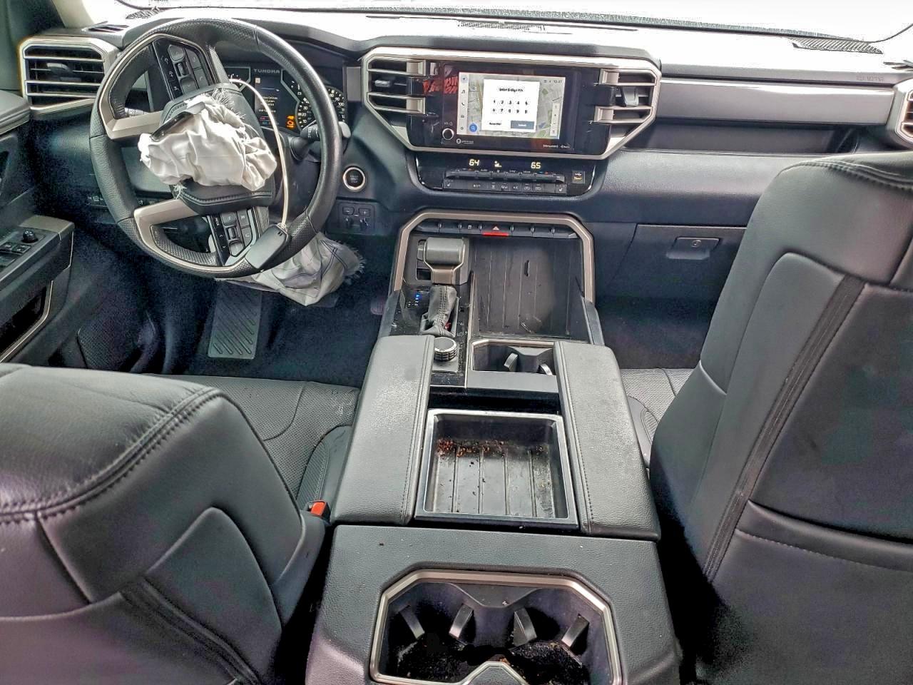 2024 TOYOTA TUNDRA CREWMAX SR photo 8