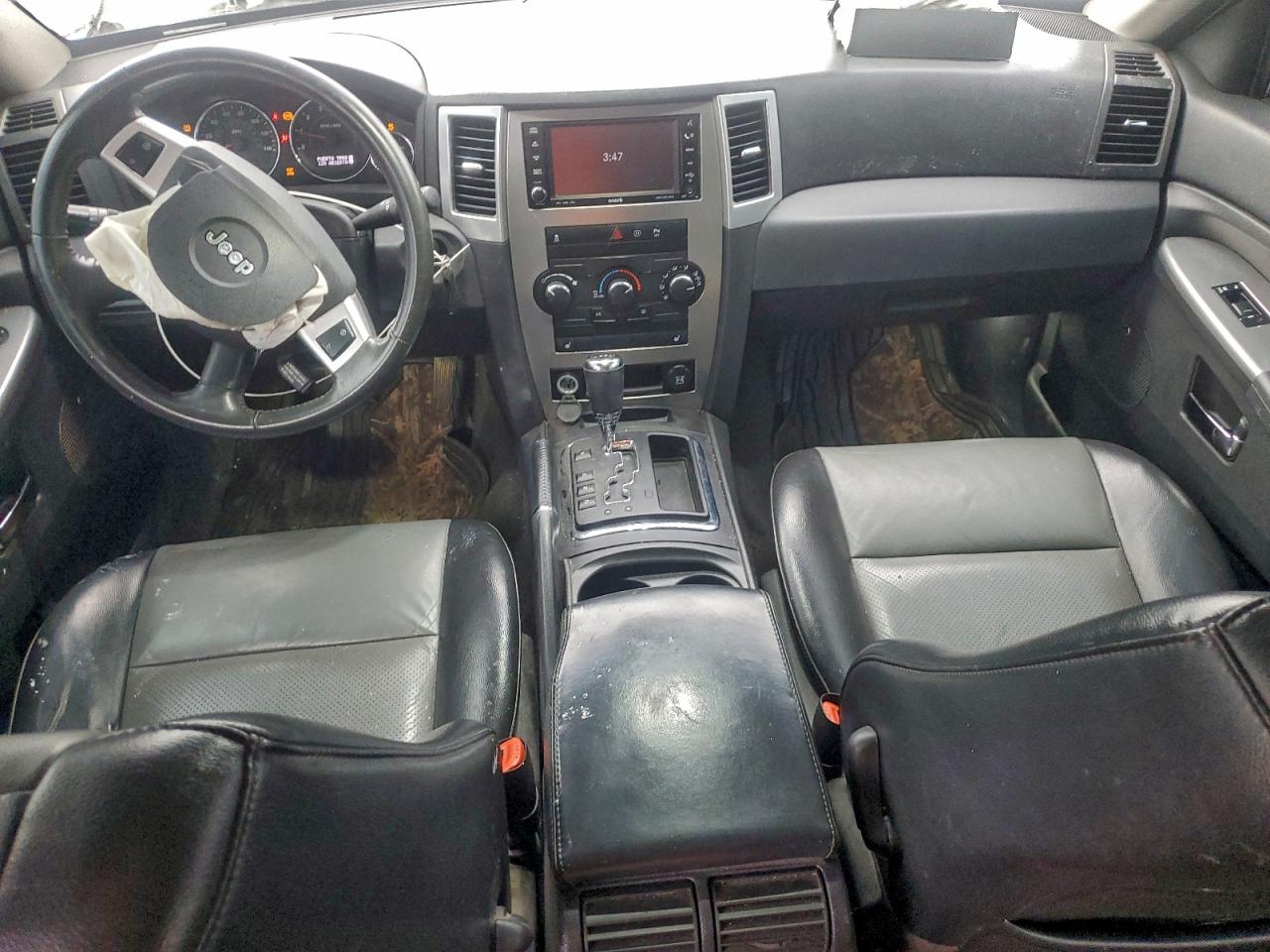 2010 JEEP GRAND CHEROKEE LAREDO photo 8