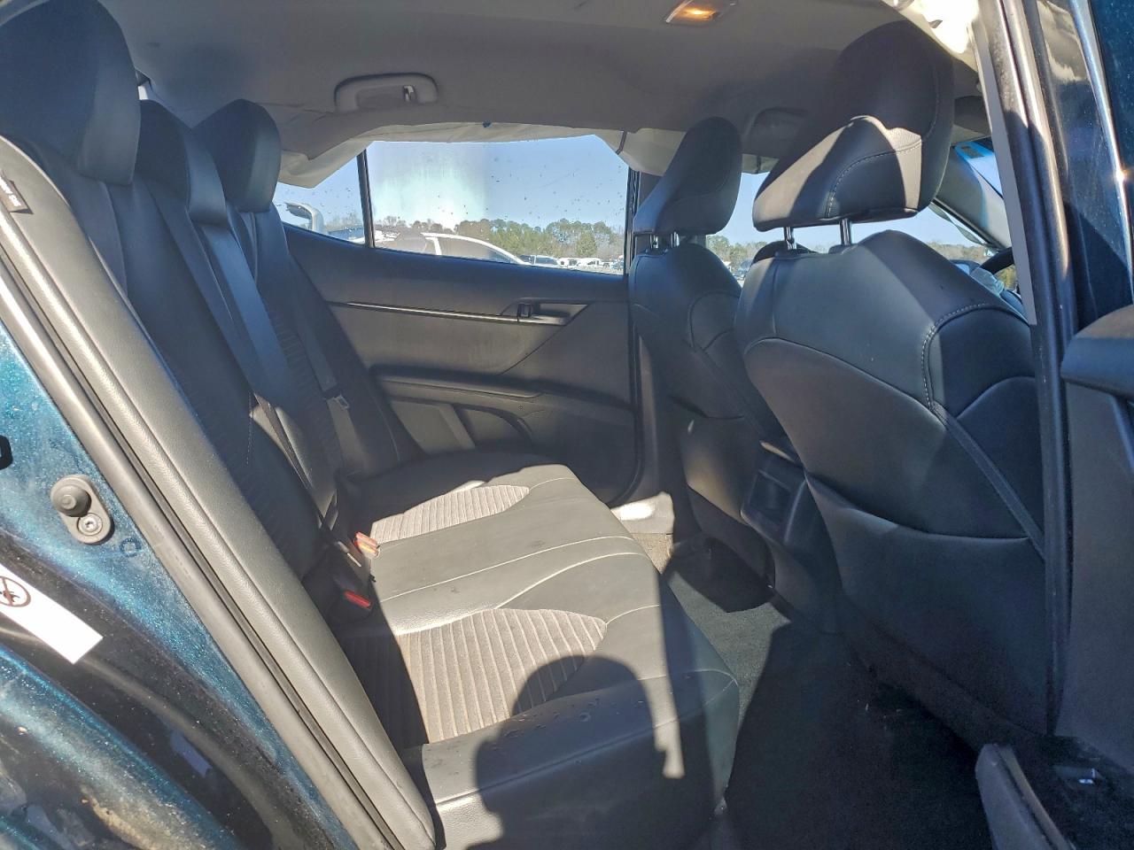 2018 TOYOTA CAMRY SE photo 10
