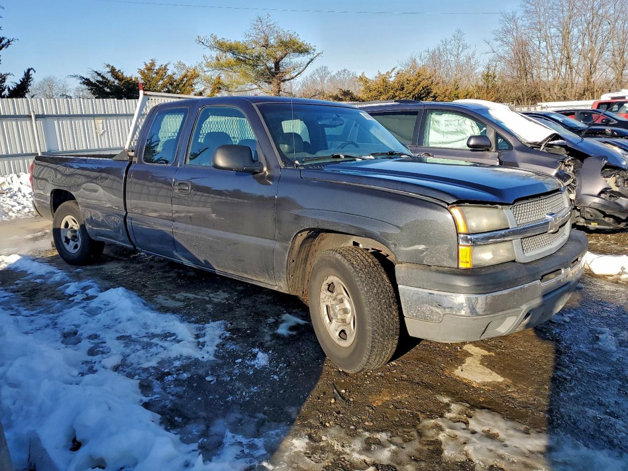 2004 CHEVROLET SILVERADO C1500 photo 4