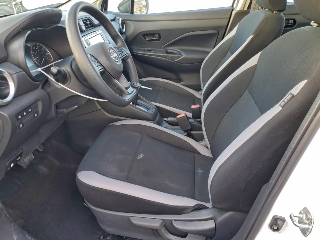2025 NISSAN VERSA S photo 7