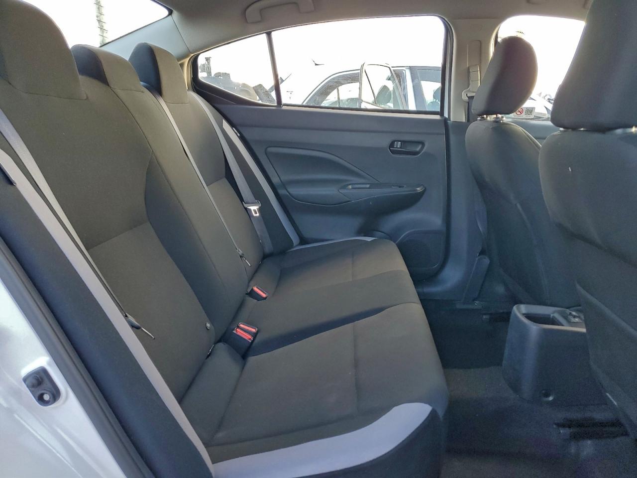 2025 NISSAN VERSA S photo 10