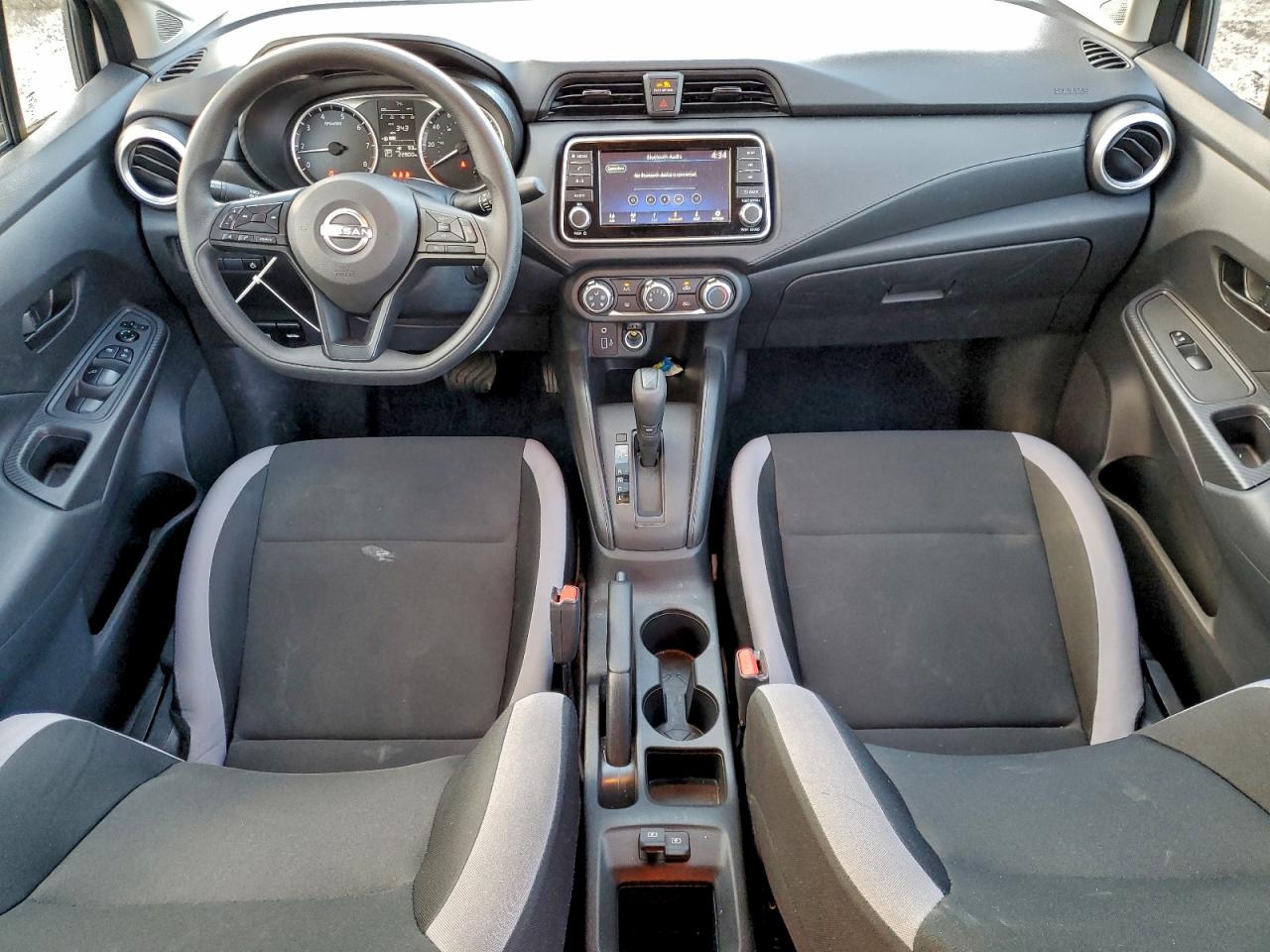 2025 NISSAN VERSA S photo 8