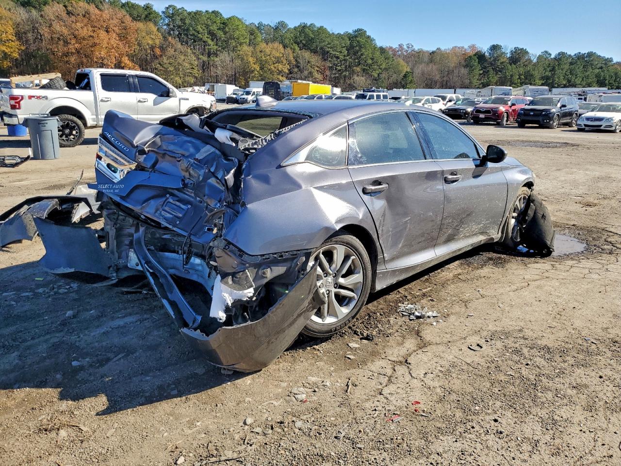 2018 HONDA ACCORD LX photo 3