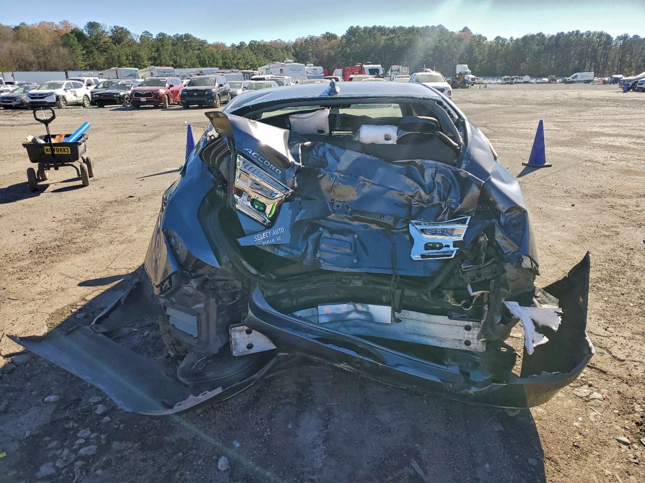 2018 HONDA ACCORD LX photo 6
