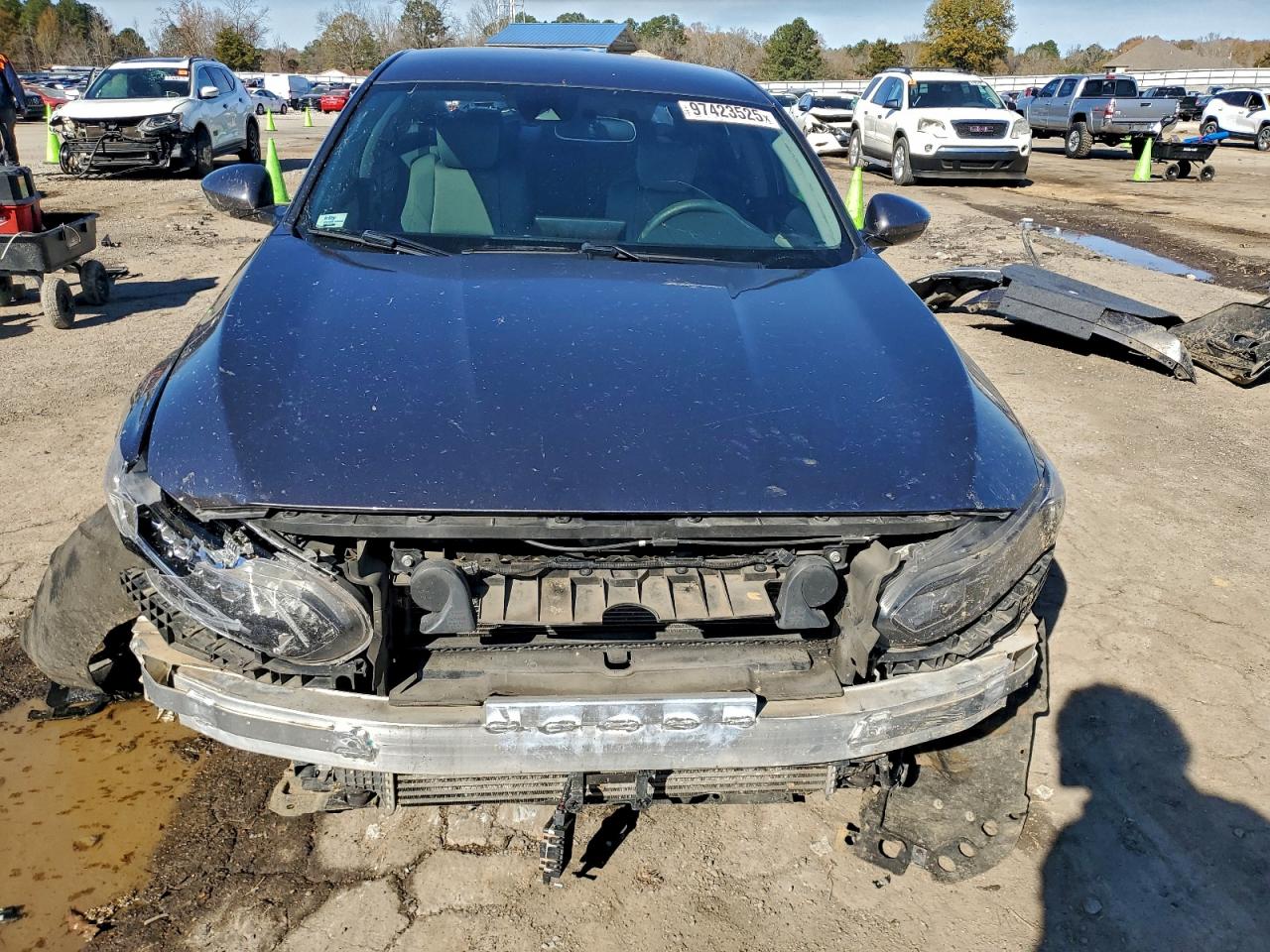 2018 HONDA ACCORD LX photo 5
