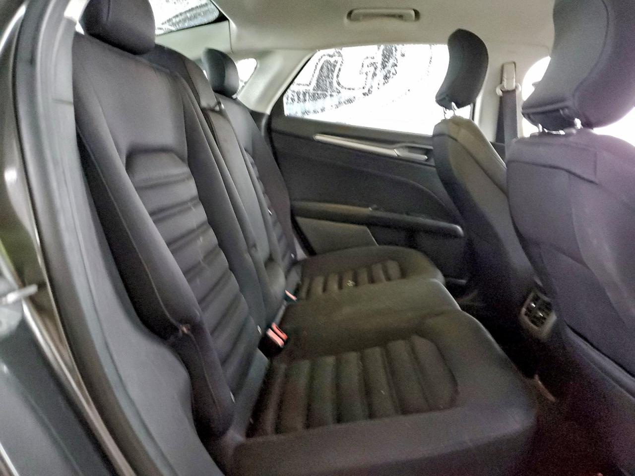 2015 FORD FUSION SE HYBRID photo 10