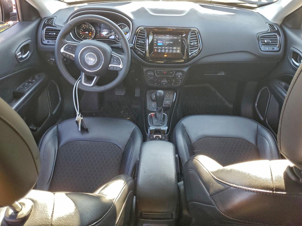 2021 JEEP COMPASS LATITUDE photo 8
