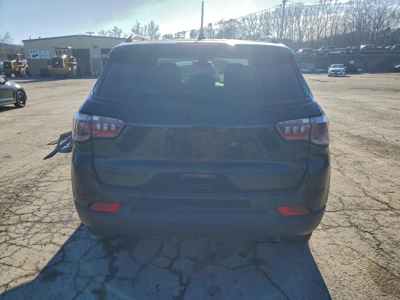 2021 JEEP COMPASS LATITUDE photo 6