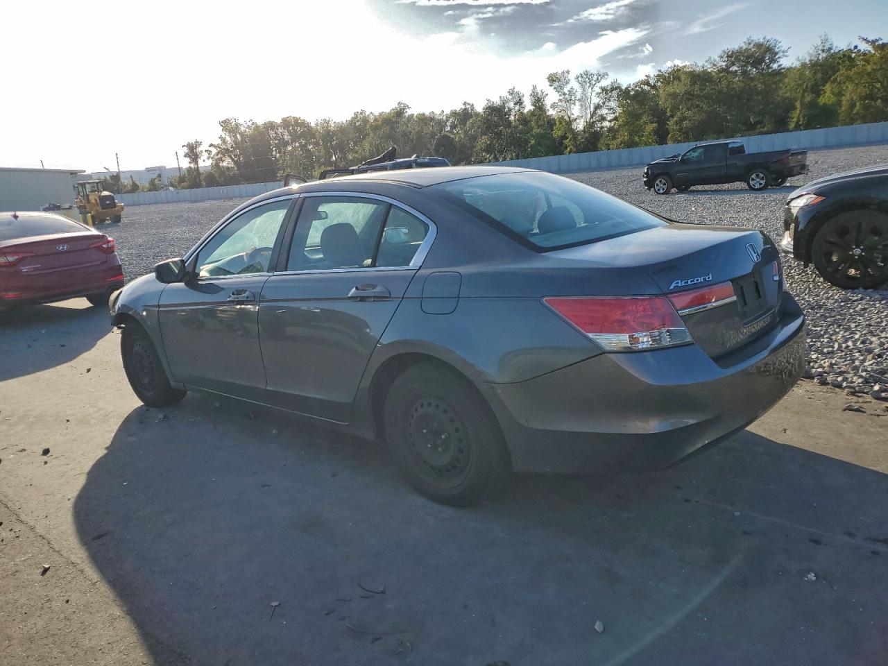 2012 HONDA ACCORD LX photo 2