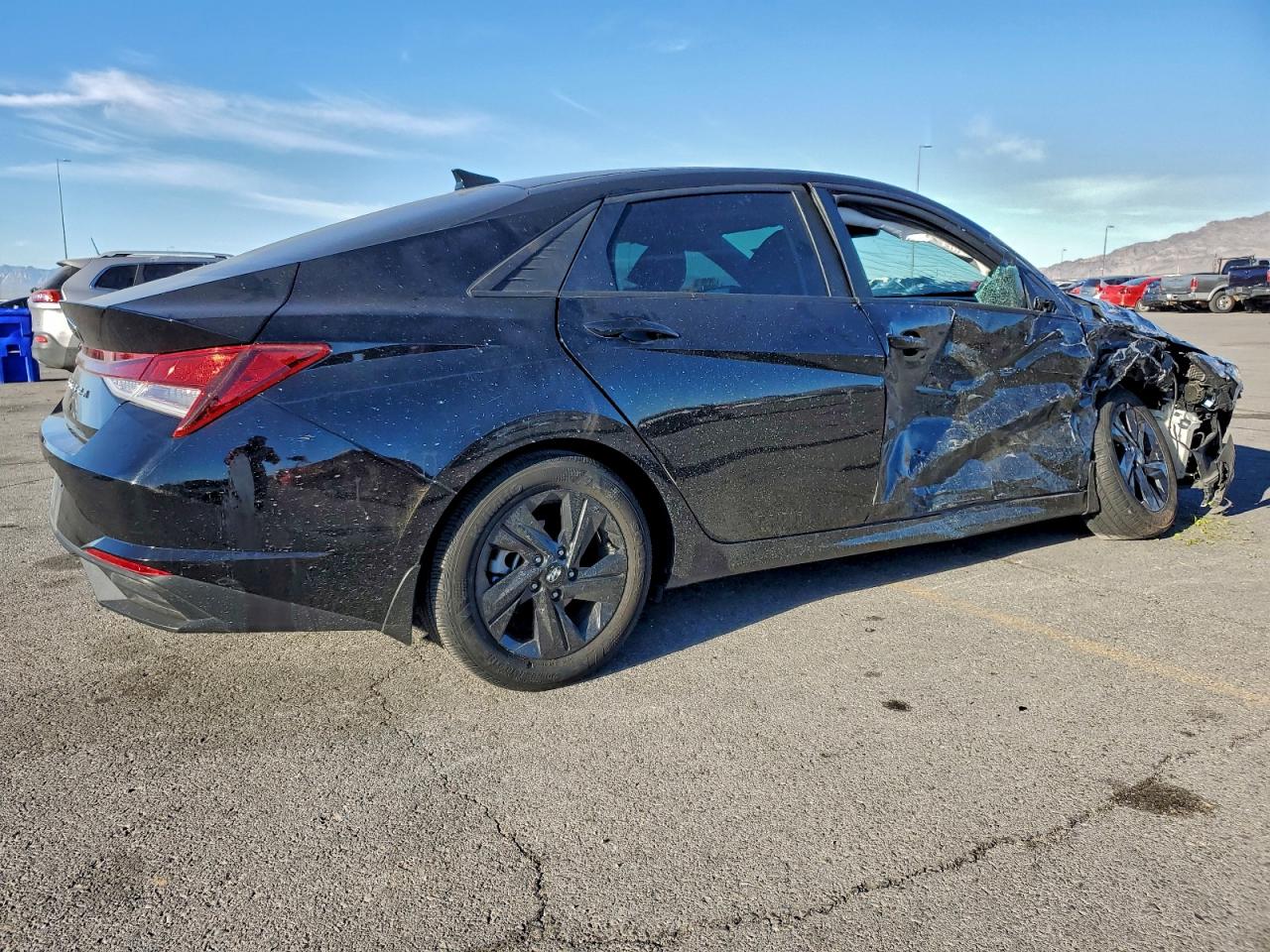 2022 HYUNDAI ELANTRA SEL photo 5