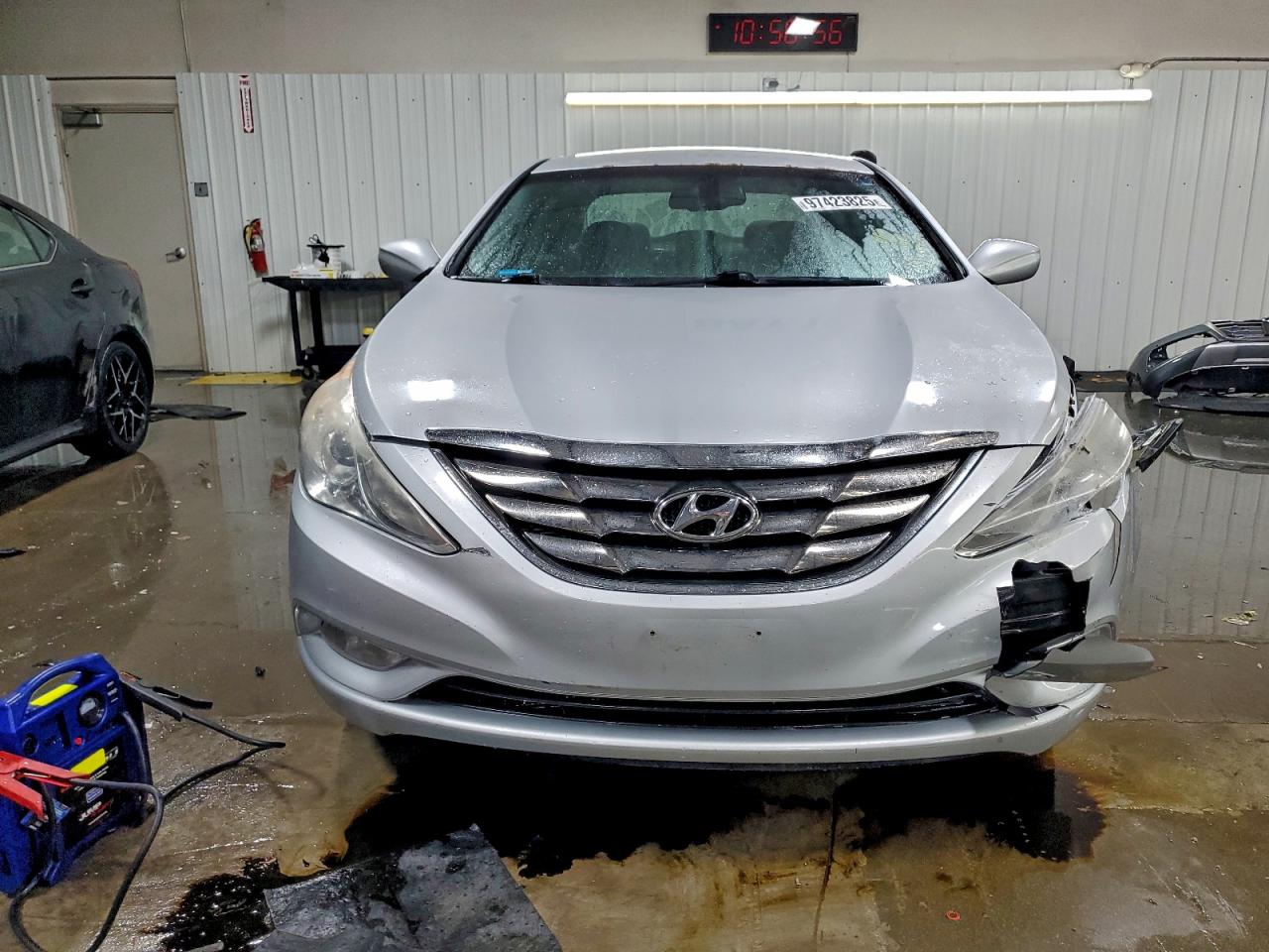 2013 HYUNDAI SONATA SE photo 5