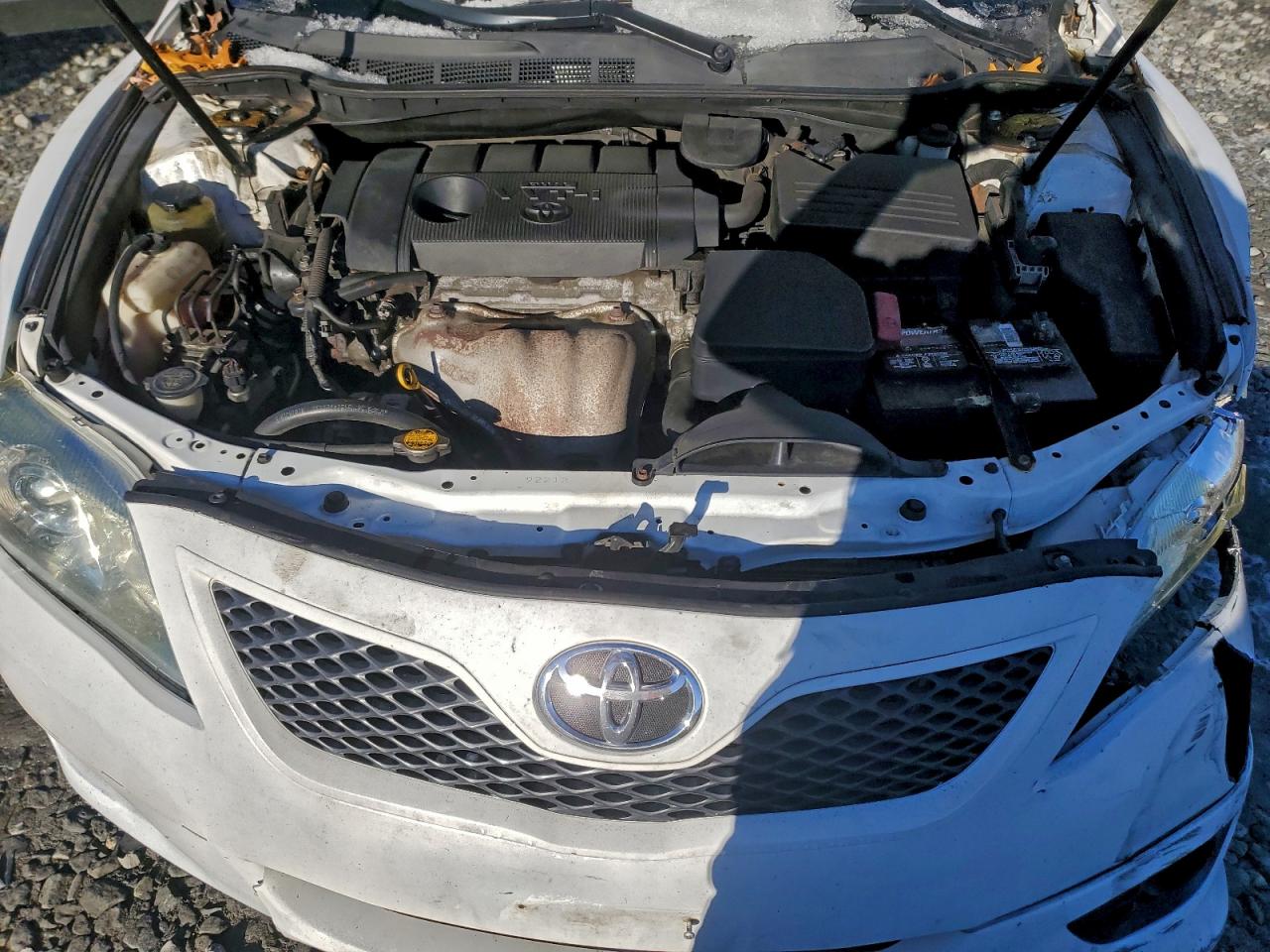 2011 TOYOTA CAMRY BASE photo 11