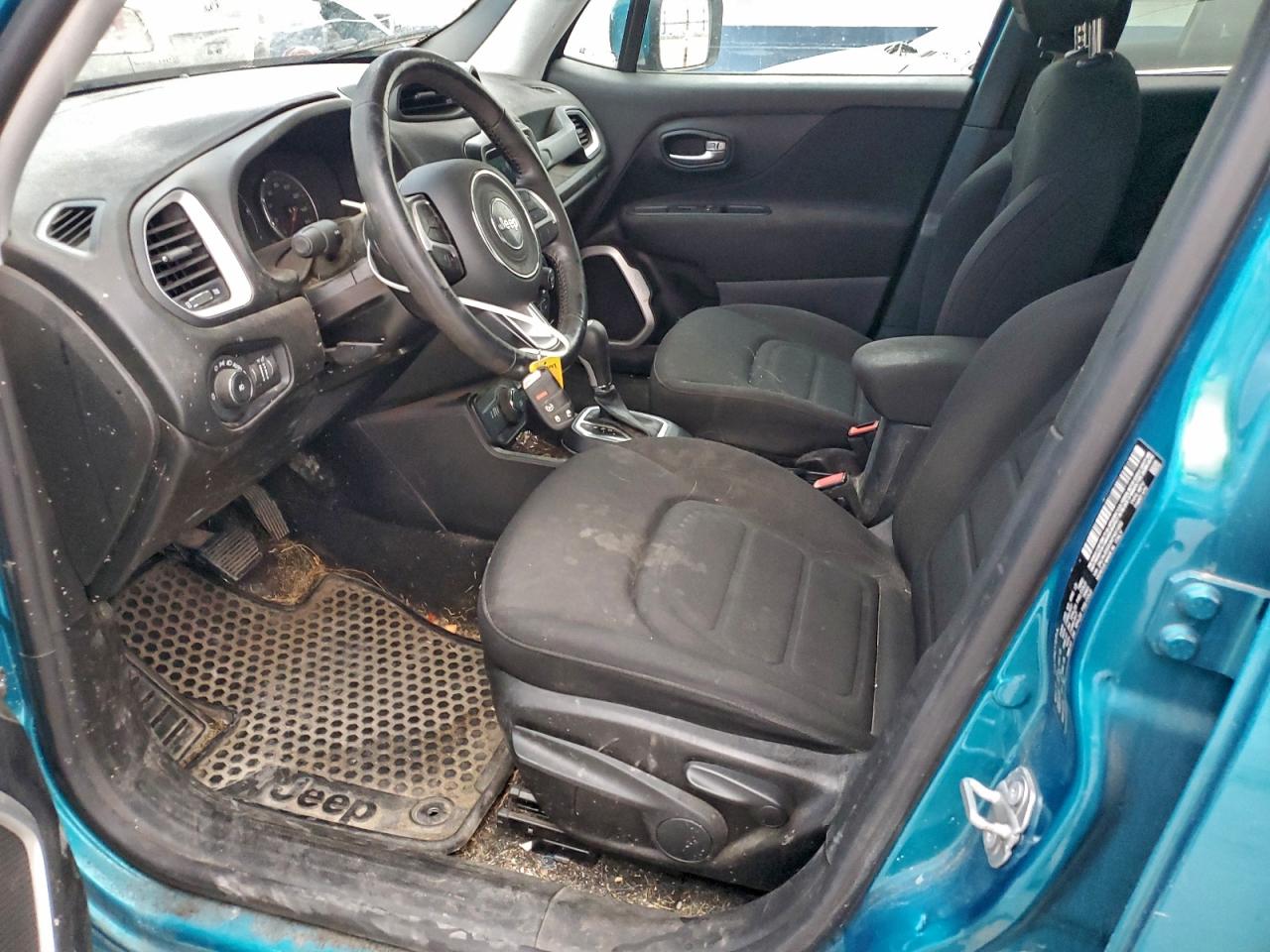 2019 JEEP RENEGADE LATITUDE photo 13