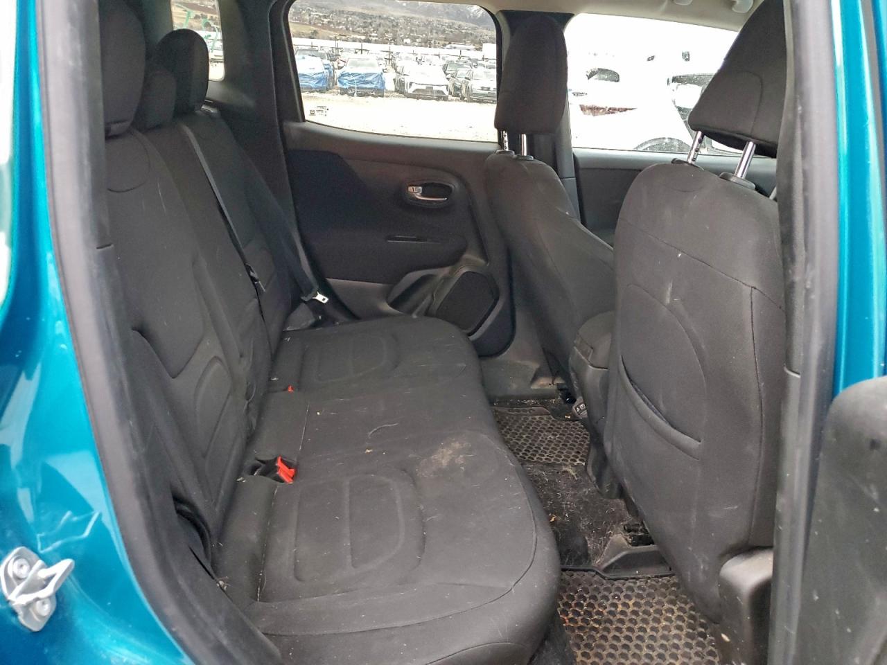 2019 JEEP RENEGADE LATITUDE photo 19