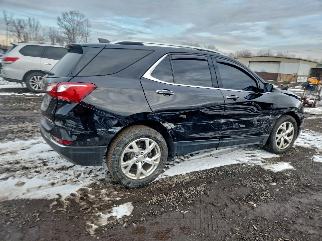2020 CHEVROLET EQUINOX PREMIER photo 3