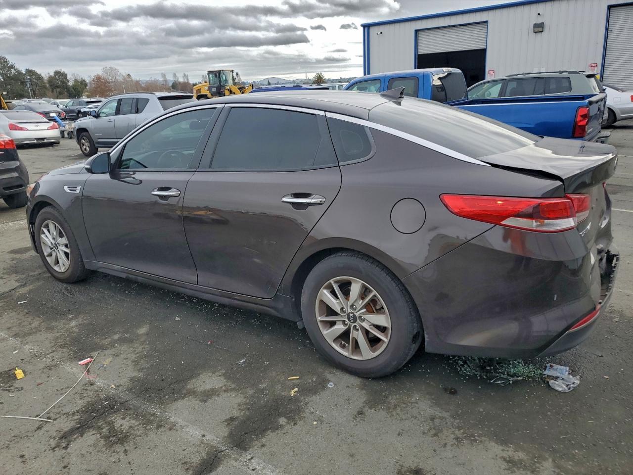 2018 KIA OPTIMA LX photo 2