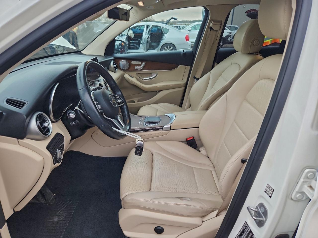2020 MERCEDES-BENZ GLC 300 4MATIC photo 7