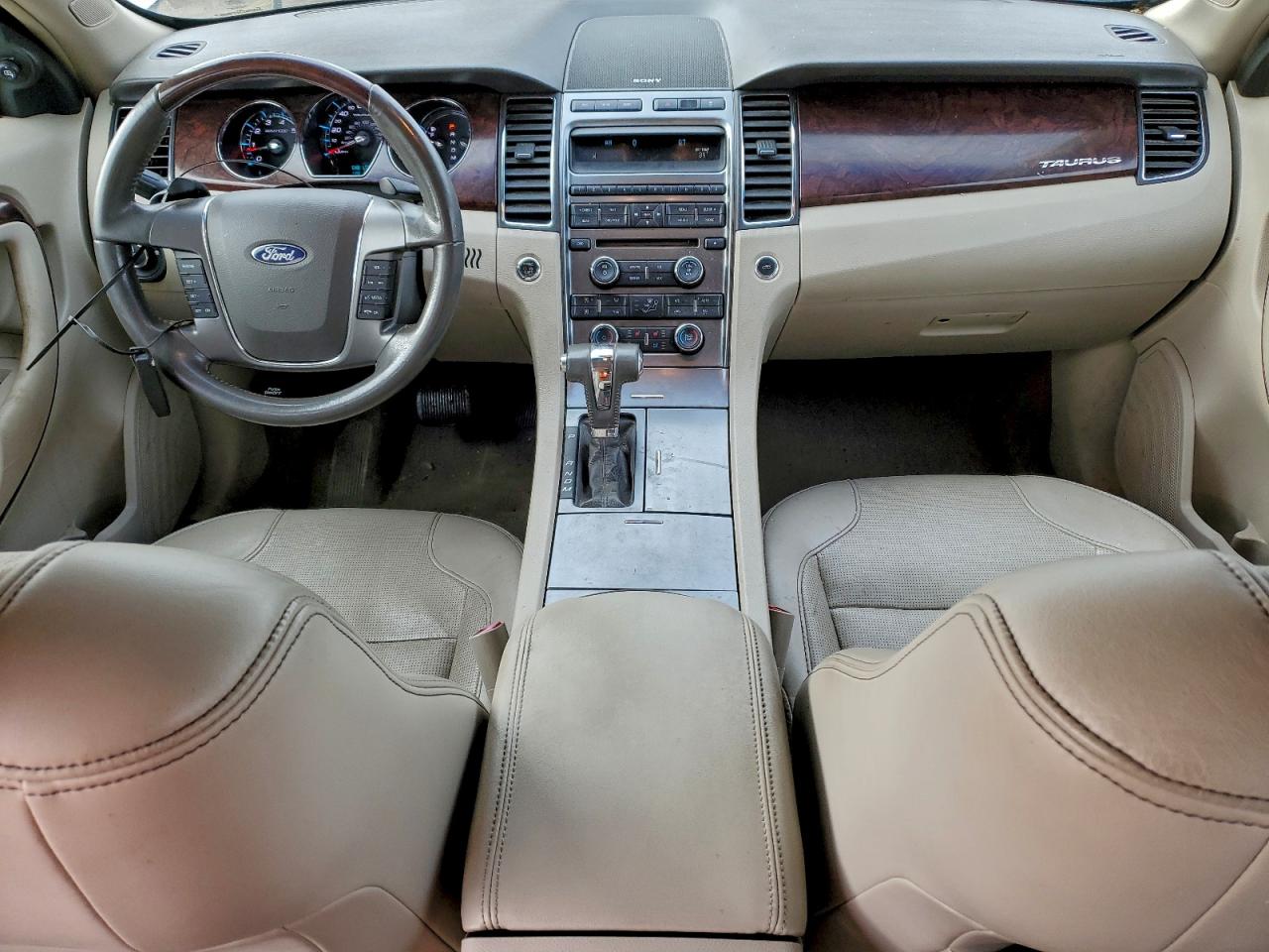 2010 FORD TAURUS LIMITED photo 8