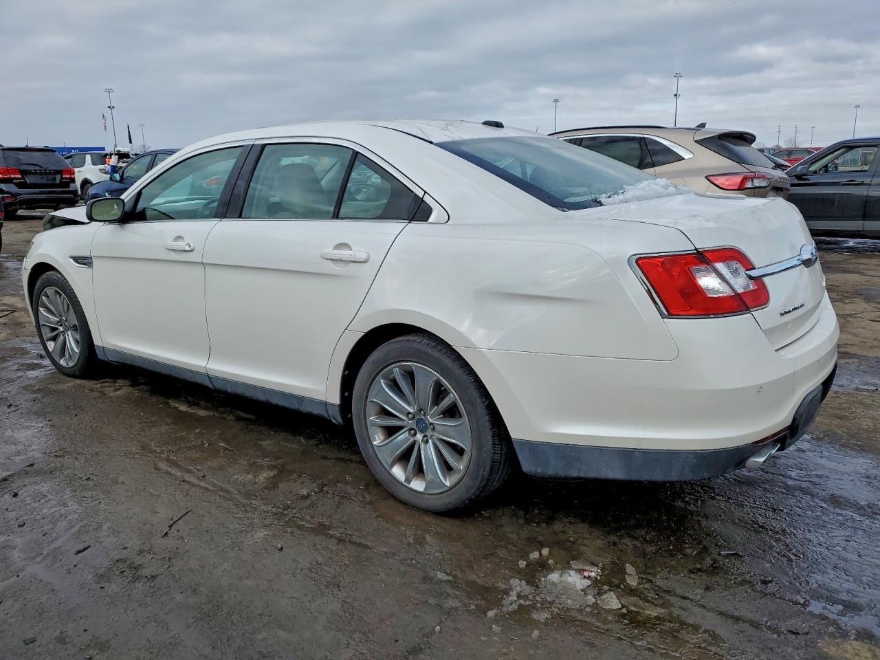 2010 FORD TAURUS LIMITED photo 2