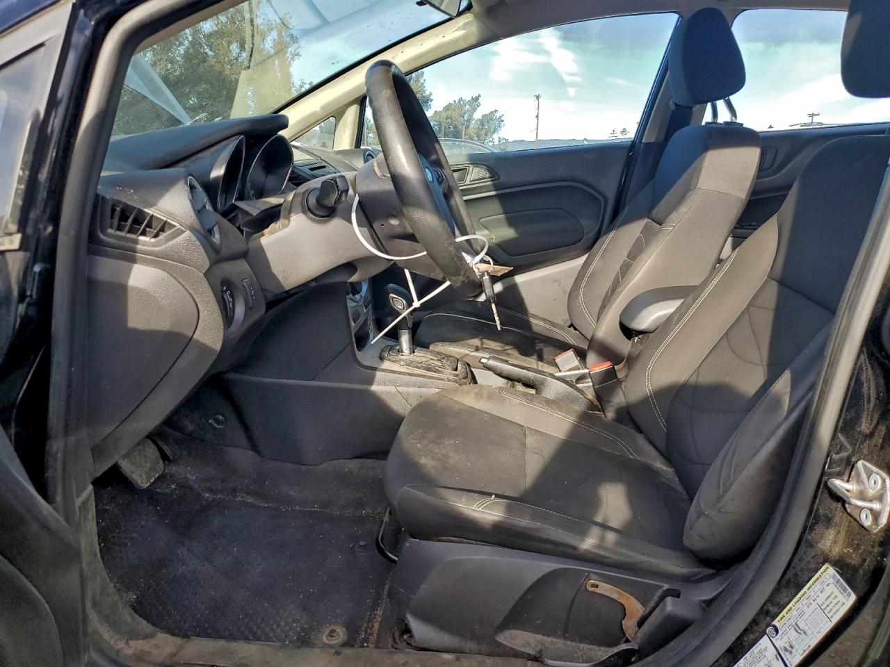 2018 FORD FIESTA SE photo 7