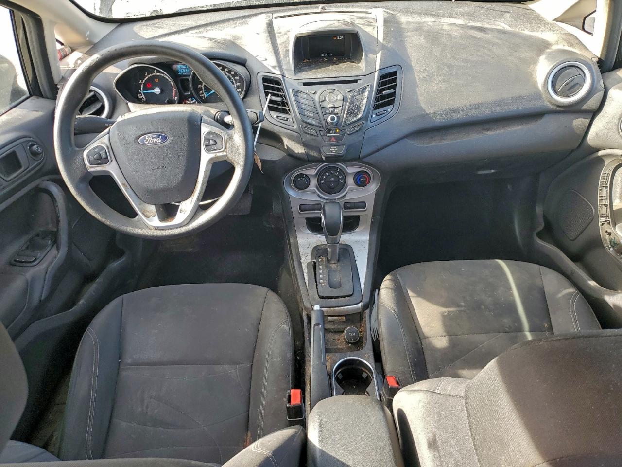 2018 FORD FIESTA SE photo 8