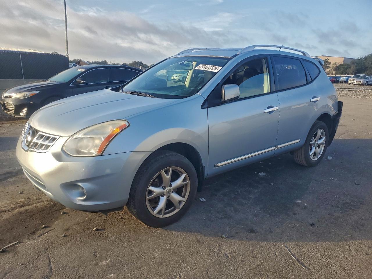 2011 NISSAN ROGUE