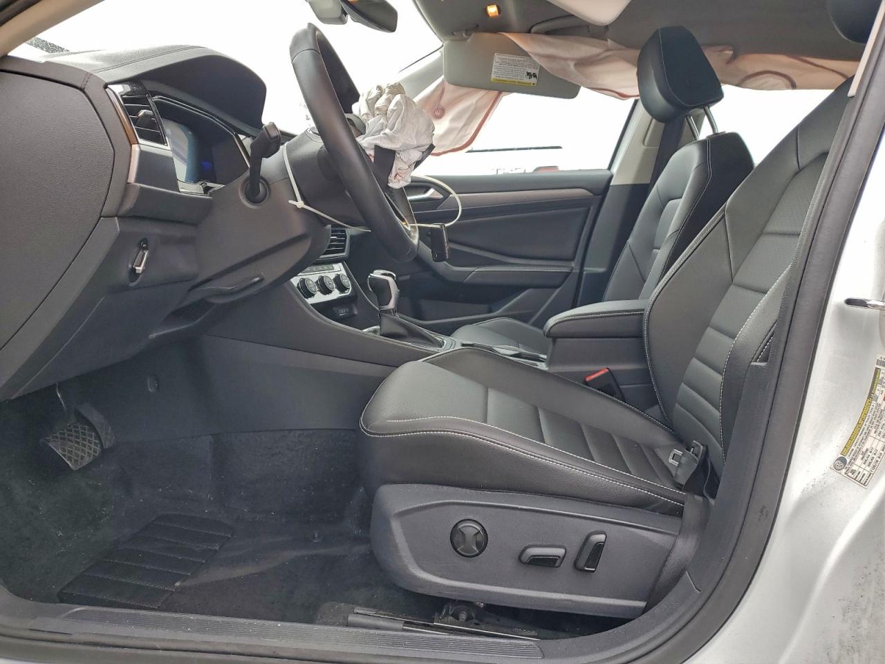 2024 VOLKSWAGEN JETTA SE photo 7