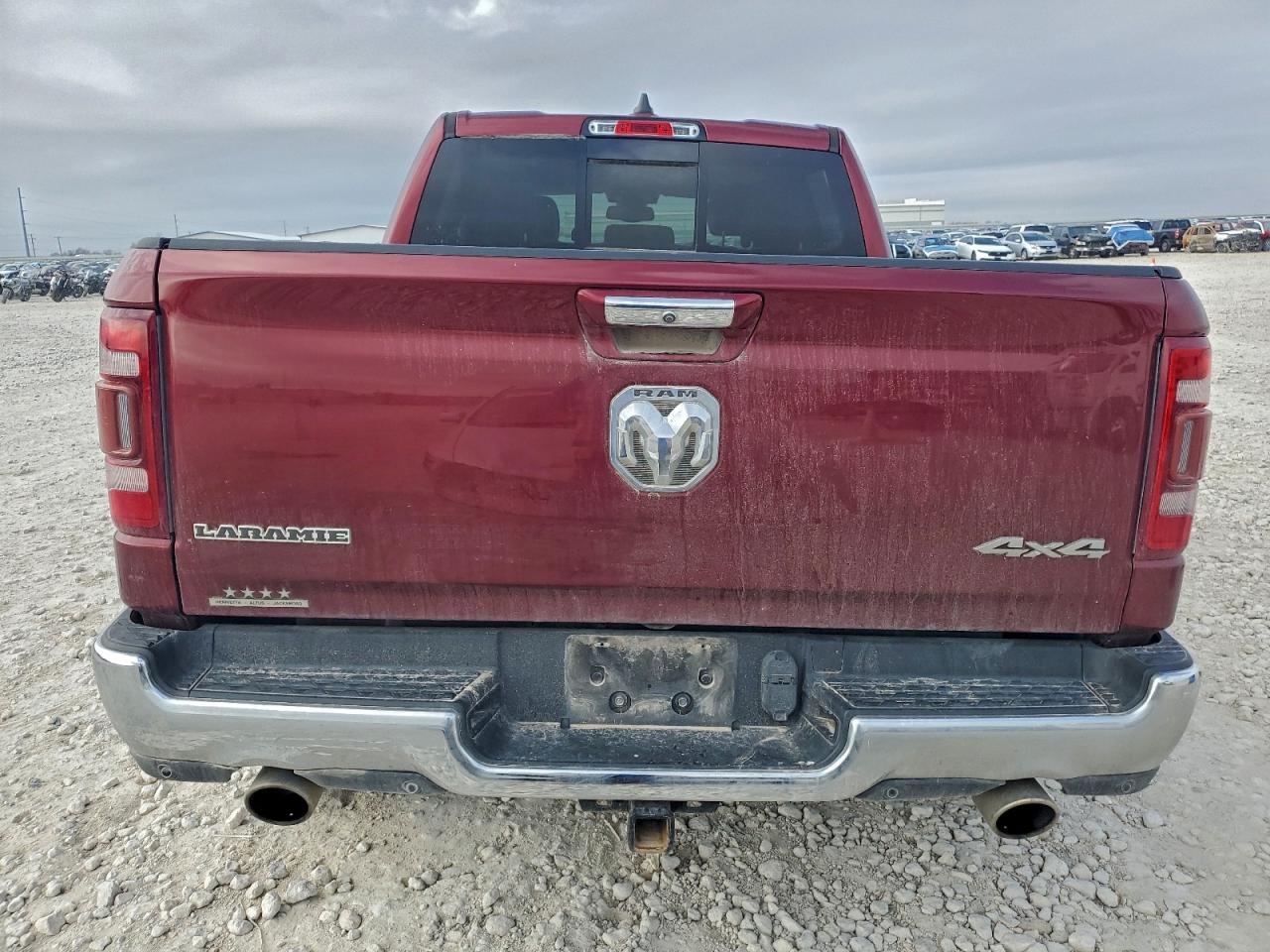 2019 RAM 1500 LARAMIE photo 6