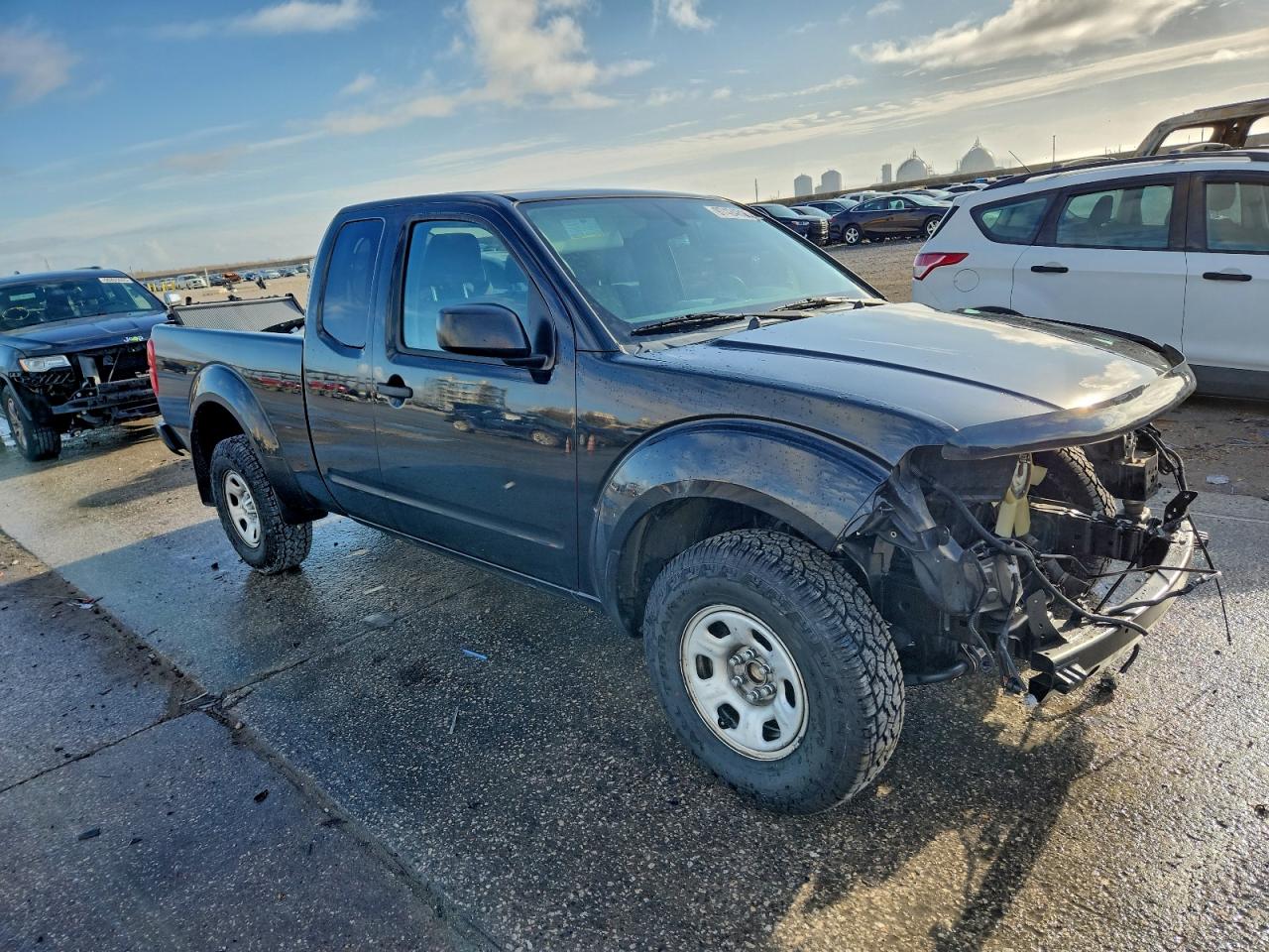2019 NISSAN FRONTIER S photo 4