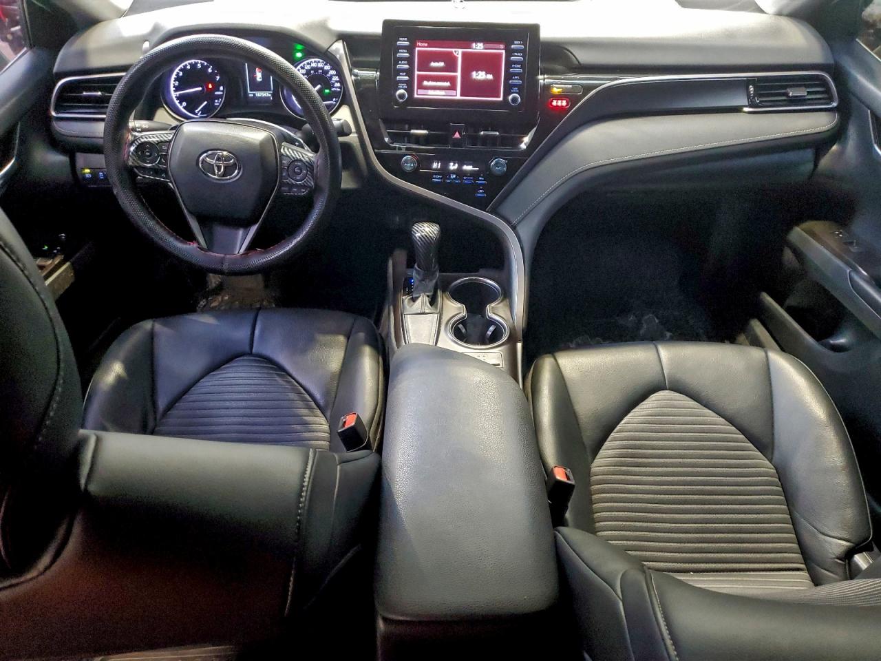 2021 TOYOTA CAMRY SE photo 8