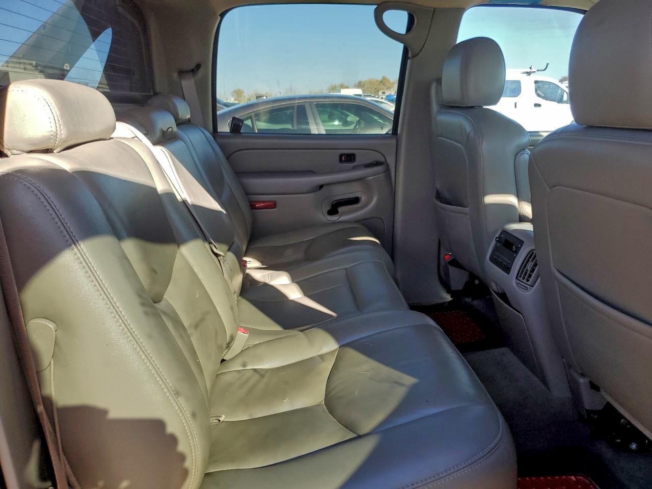 2006 CHEVROLET AVALANCHE C1500 photo 10