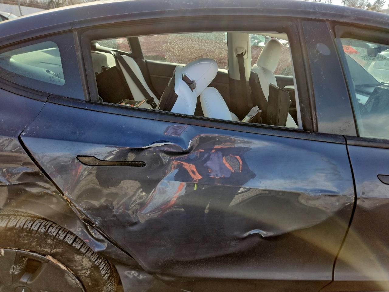 2023 TESLA MODEL 3 photo 11