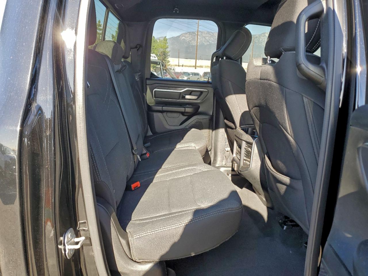 2019 RAM 1500 BIG HORN/LONE STAR photo 10