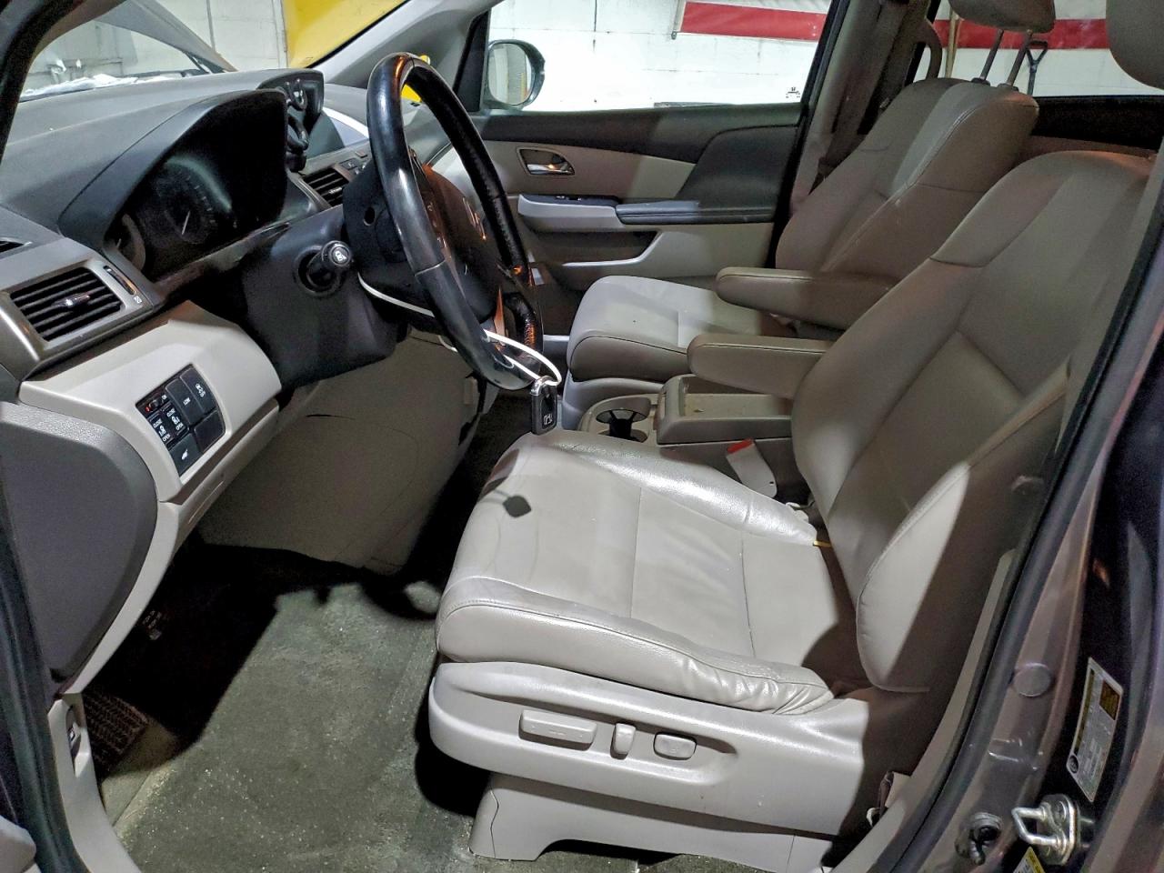 2016 HONDA ODYSSEY EXL photo 7