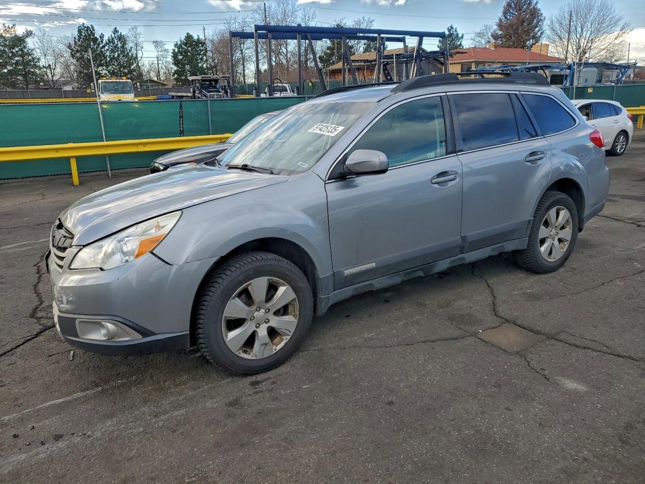 2011 SUBARU OUTBACK