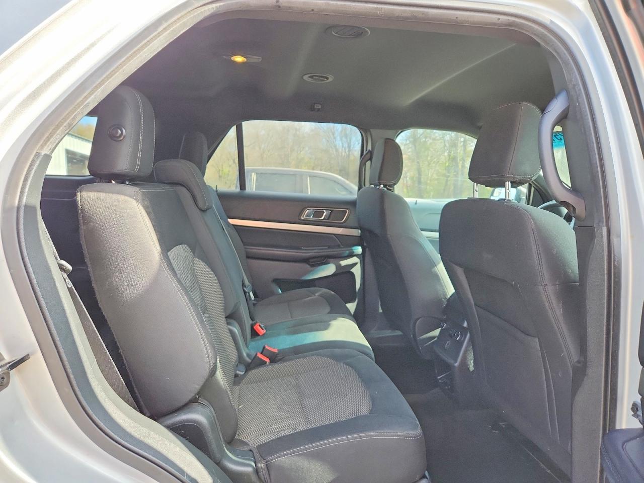 2018 FORD EXPLORER XLT photo 11