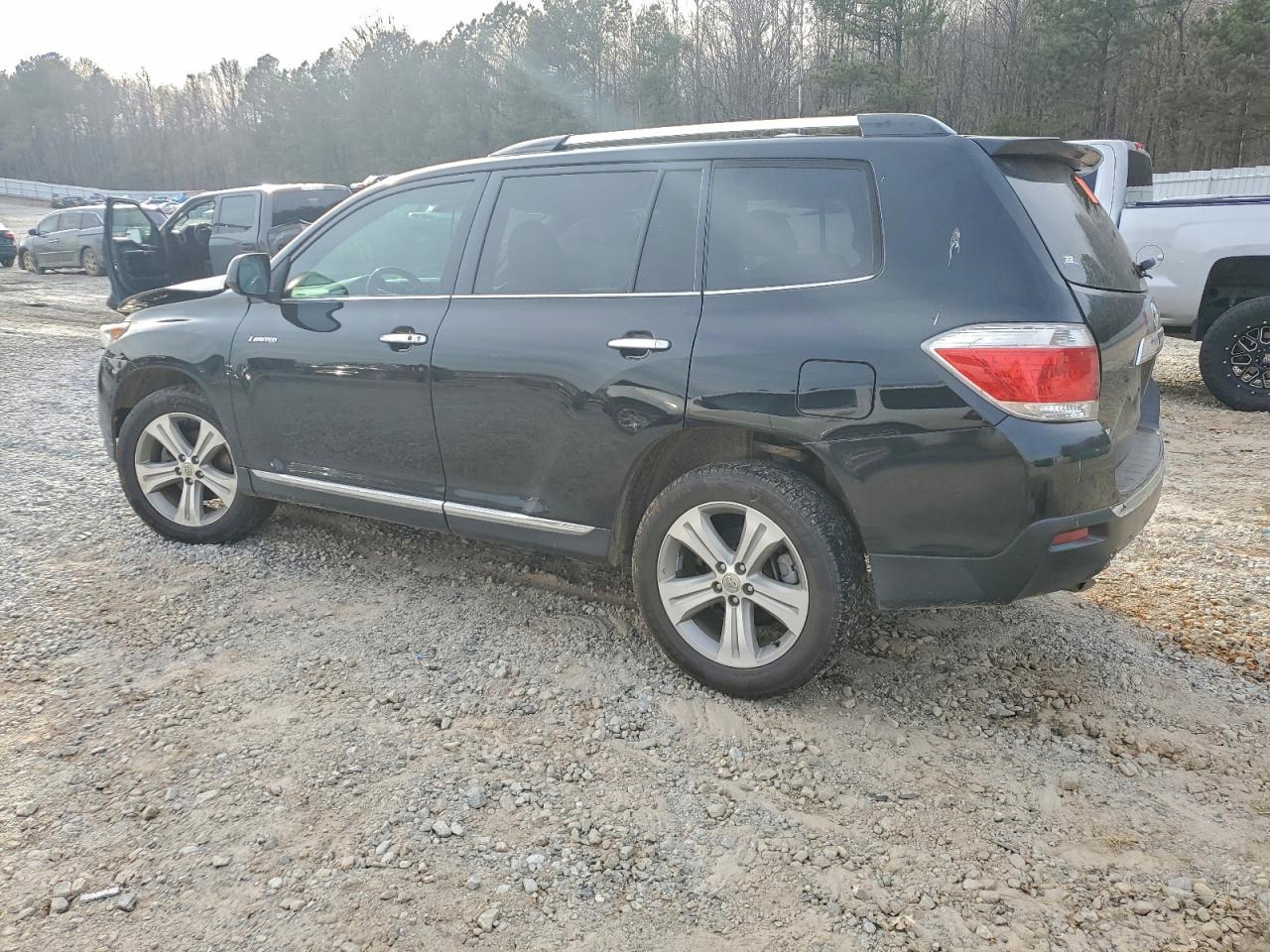 2013 TOYOTA HIGHLANDER LIMITED photo 2