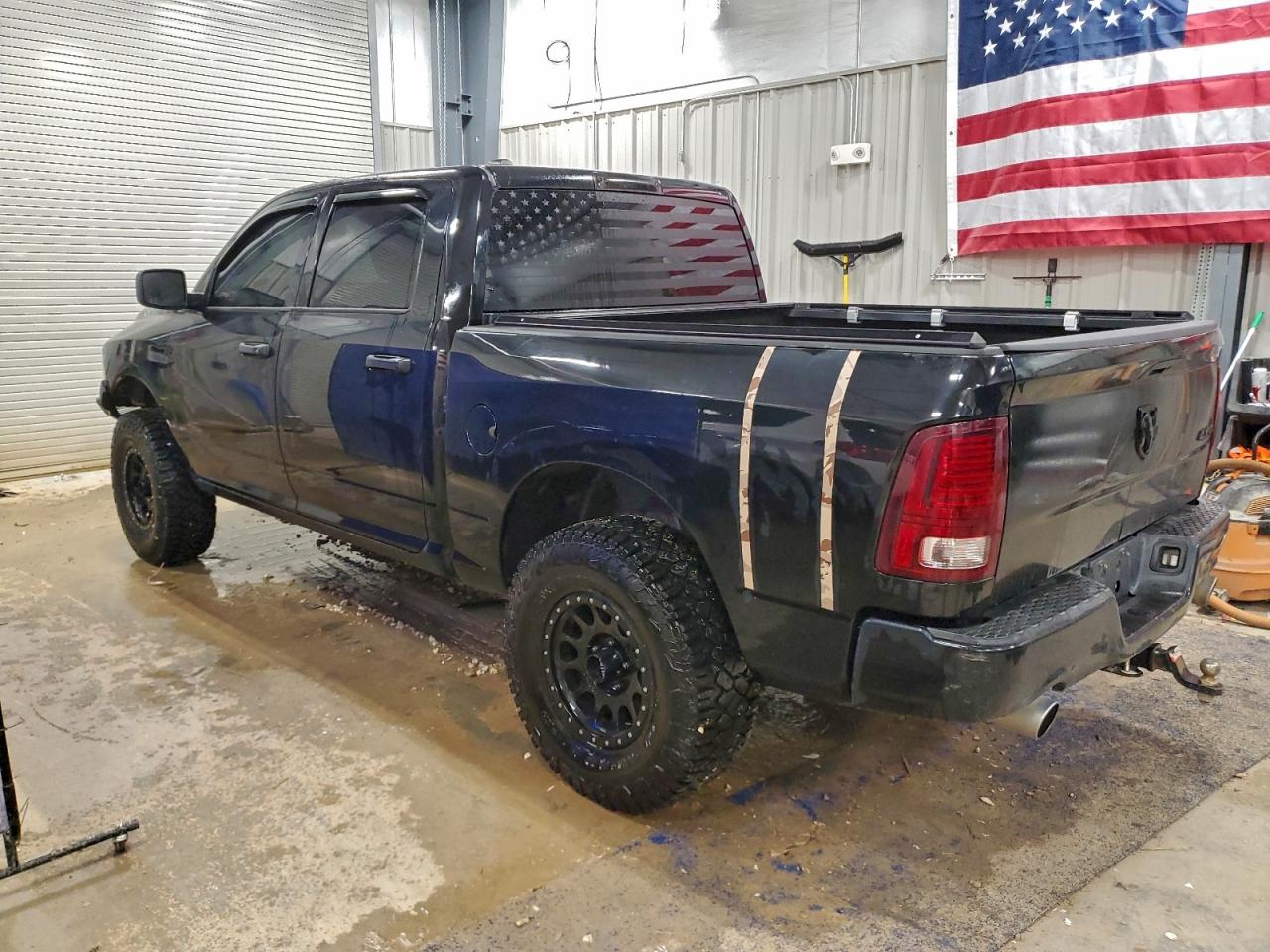 2015 RAM 1500 ST photo 2