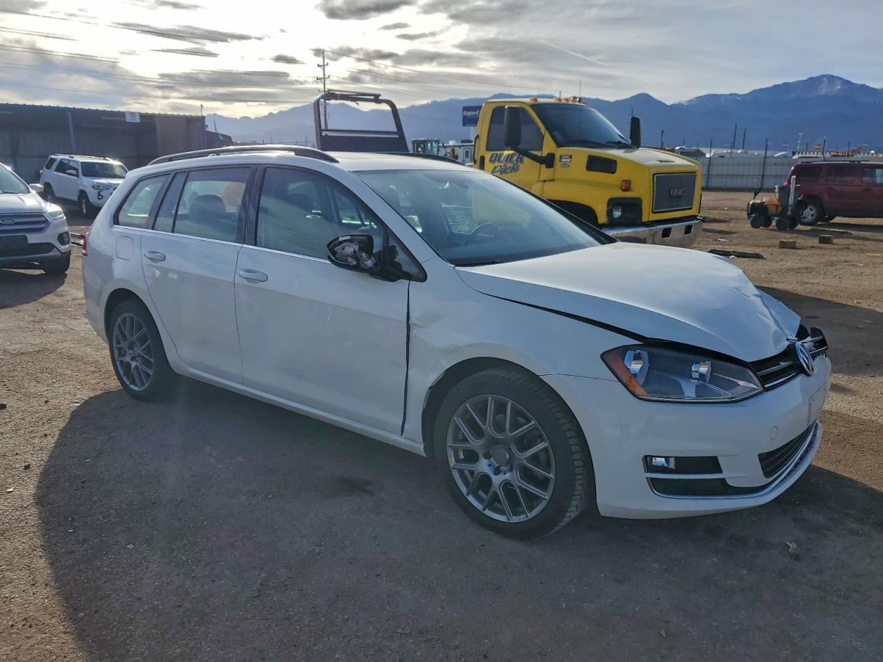 2017 VOLKSWAGEN GOLF SPORTWAGEN S photo 4