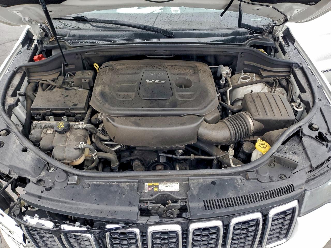2018 JEEP GRAND CHEROKEE LIMITED photo 12