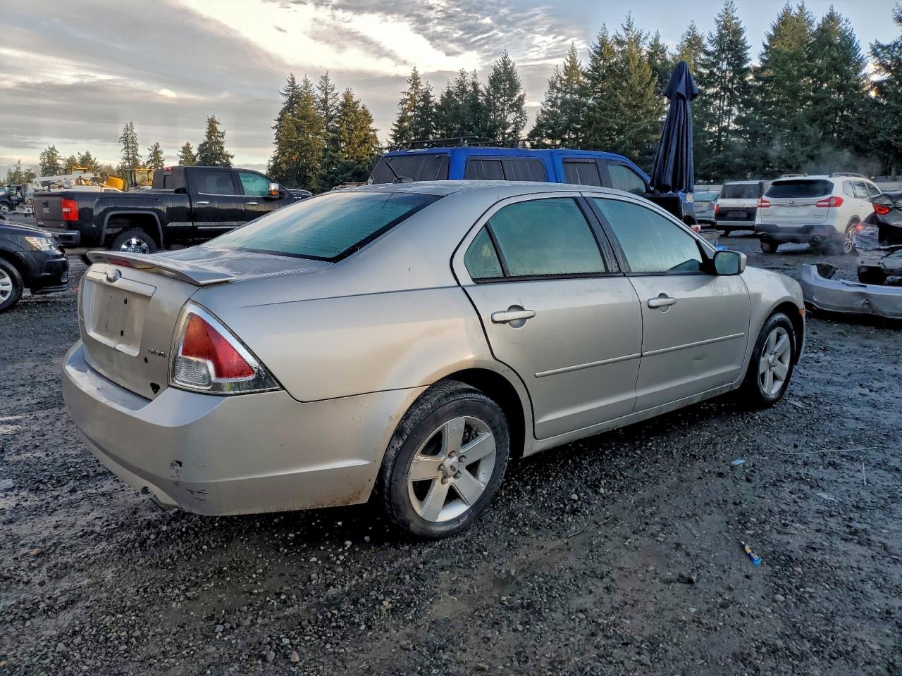 2007 FORD FUSION SE photo 3