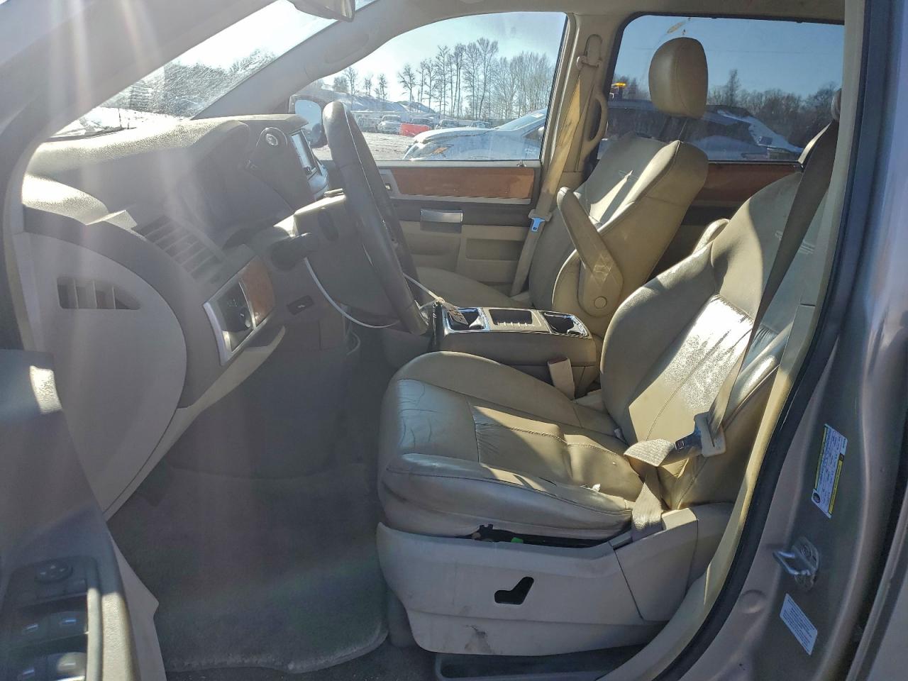2008 CHRYSLER TOWN & COUNTRY LIMITED photo 7